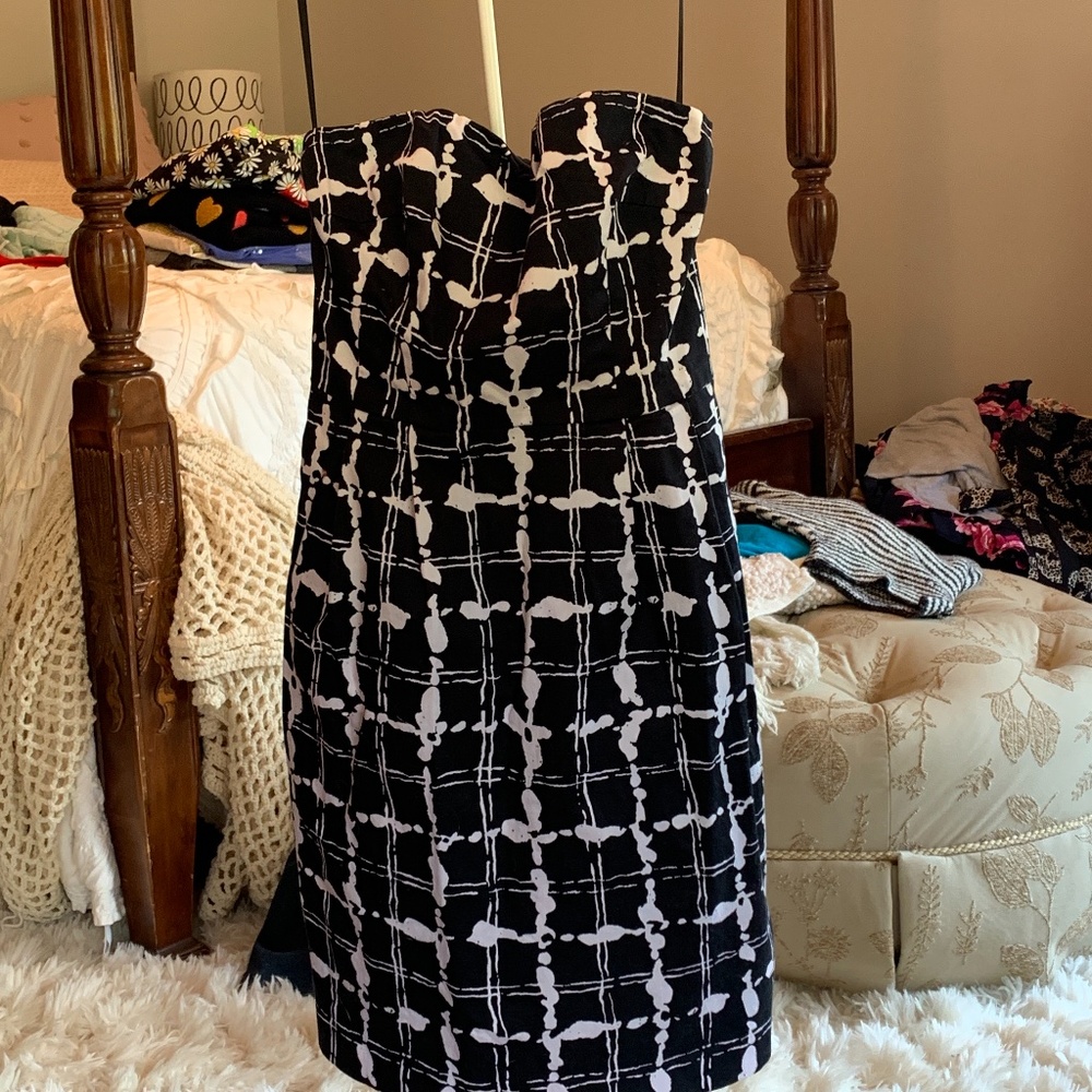 Express design studio strapless dress. Never worn. Retail 90